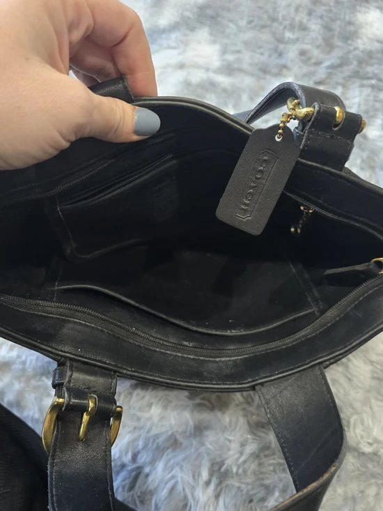 Vintage 1999 Coach Black Leather Tote with Gold Hardware - Picture 7 of 10